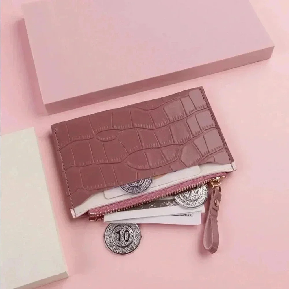 ⚠️Clearance Dusty Pink Crocodile Print Cardholder / Wallet - Picture 2 of 4